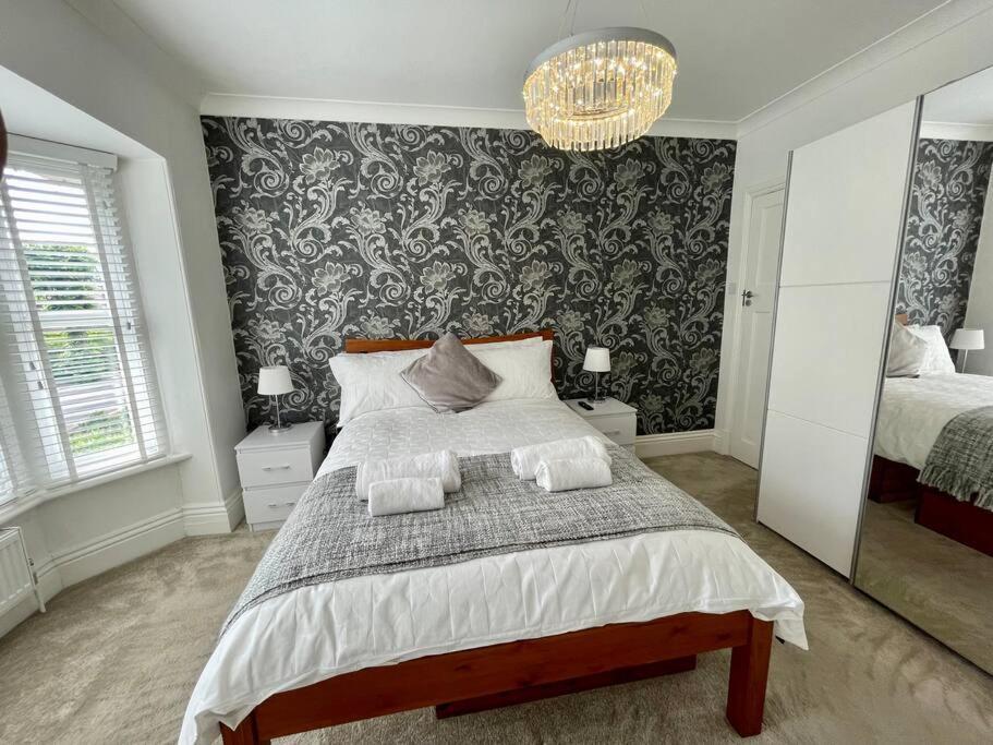 Modern 2 Bed Flat W Parking, Dog Friendly, Central Μπόρνμουθ Εξωτερικό φωτογραφία