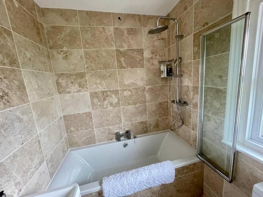 Modern 2 Bed Flat W Parking, Dog Friendly, Central Μπόρνμουθ Εξωτερικό φωτογραφία
