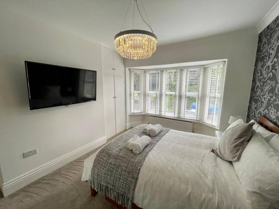 Modern 2 Bed Flat W Parking, Dog Friendly, Central Μπόρνμουθ Εξωτερικό φωτογραφία